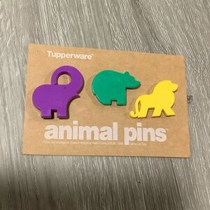 Tupperware Colorful Animal Pins Set elephant bear lion